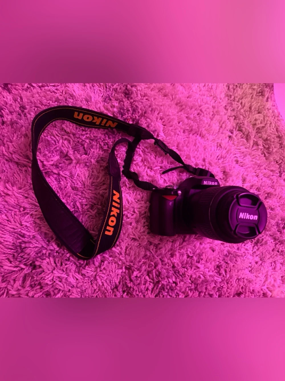Nikon D60 DSLR Camera - Black with Black Strap